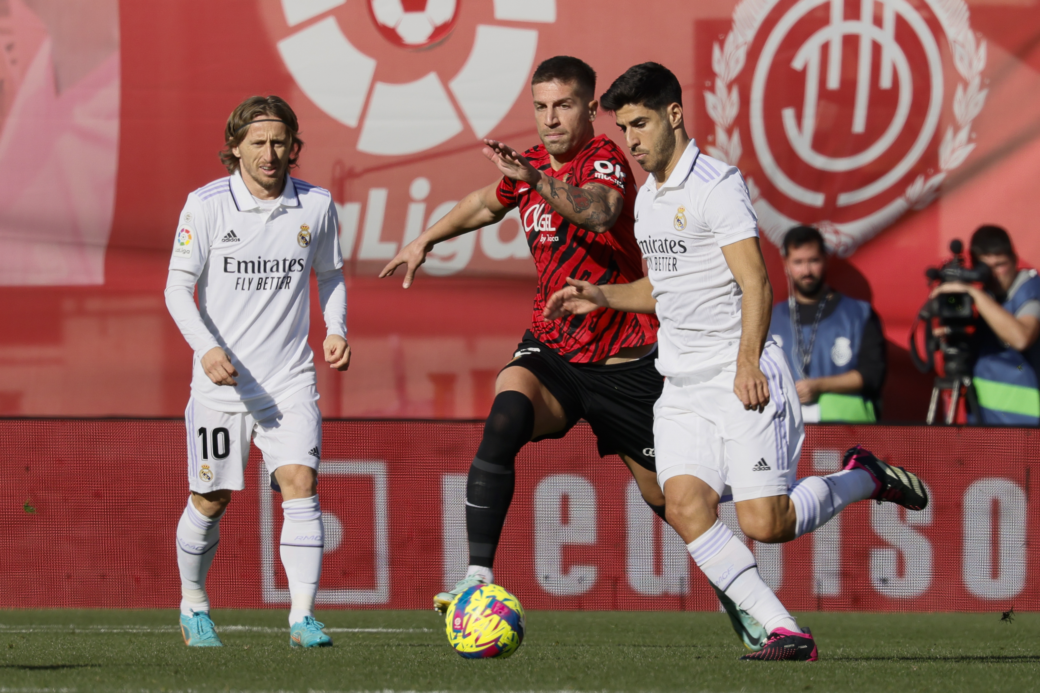 Real Madrid cayó ante Mallorca y se aleja de la punta de La Liga