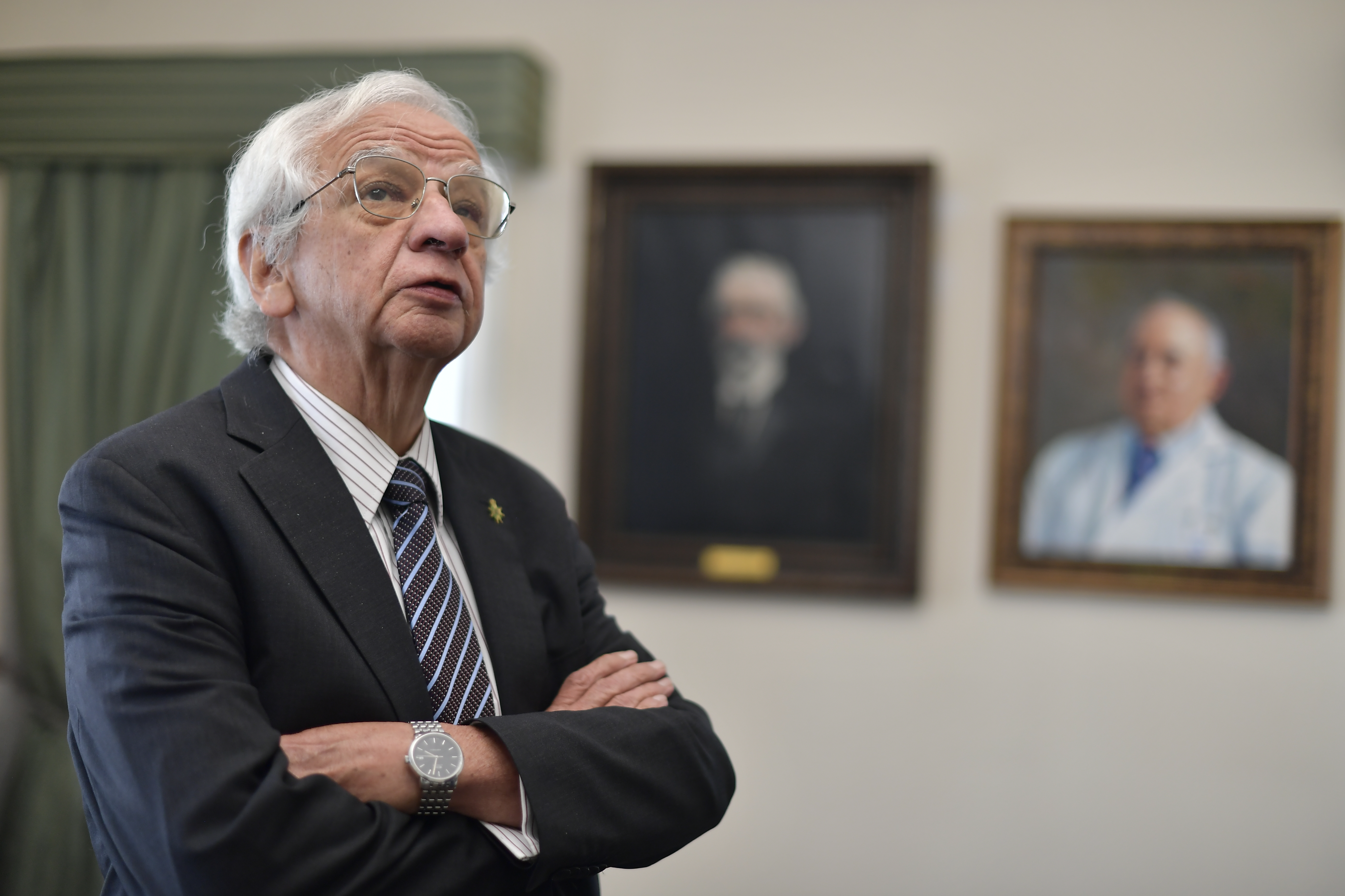 La Academia de Medicina explica por qué decidió presentar otra reforma a la salud