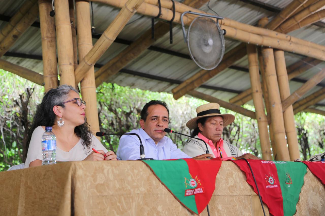 Indígenas, afros y campesinos reclaman garantías de vida a Congreso en sesión en Cauca