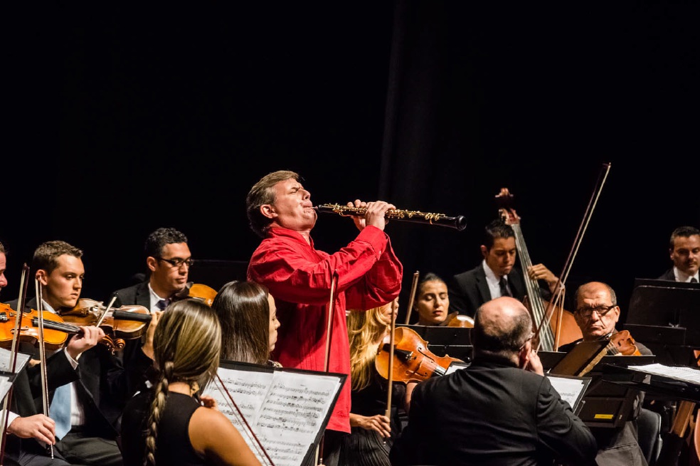 Desde el 1º de agosto de 2015, Jaime Martínez es el oboísta principal de la Orquesta Filarmónica de Medellín. / Cortesía