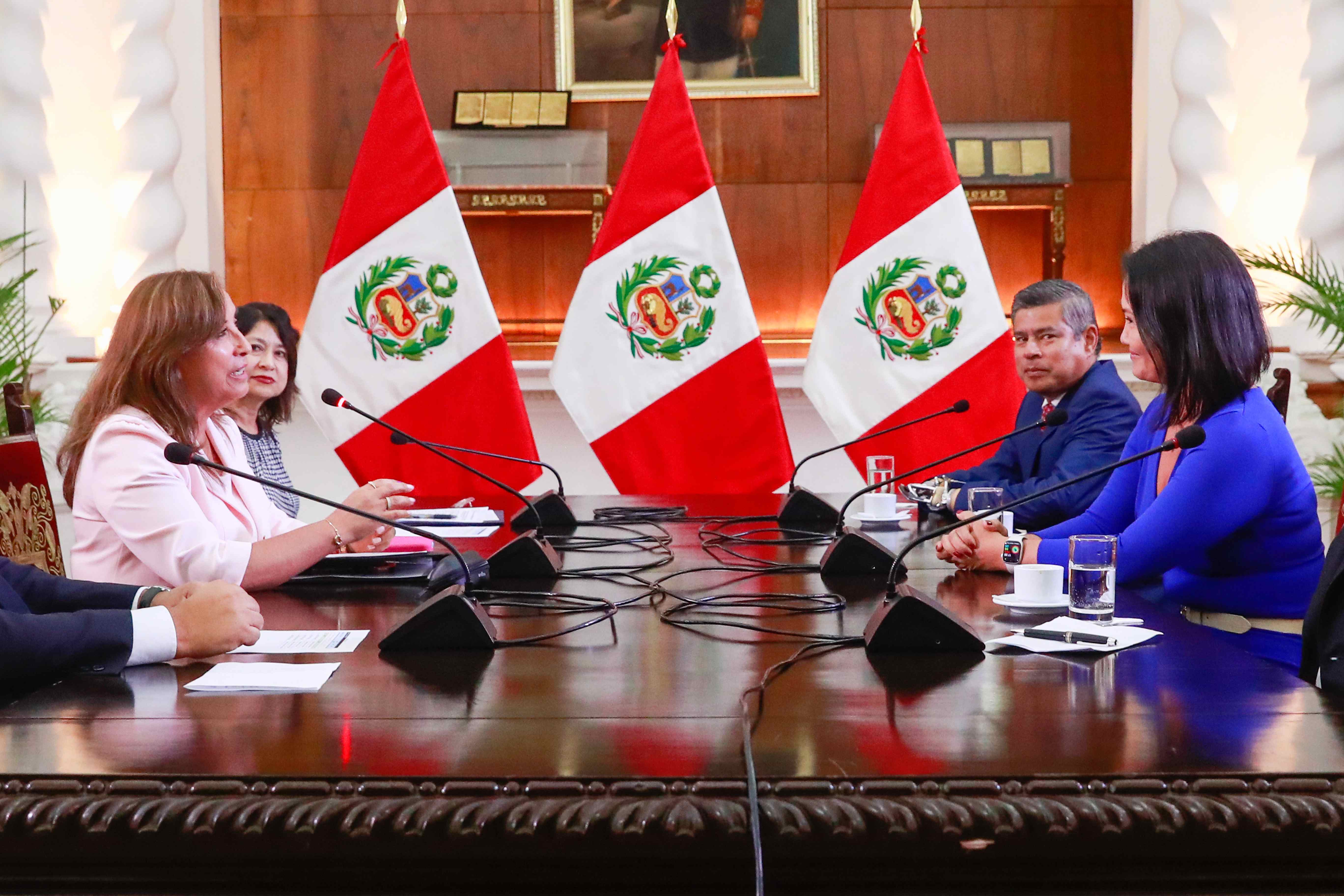 Keiko Fujimori a Petro: “Que no meta su nariz roja en el Perú”
