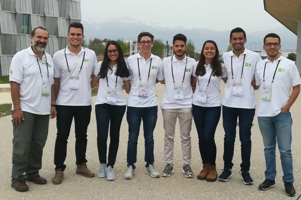 Estudiantes colombianos, entre los 5 mejores equipos de Física del mundo