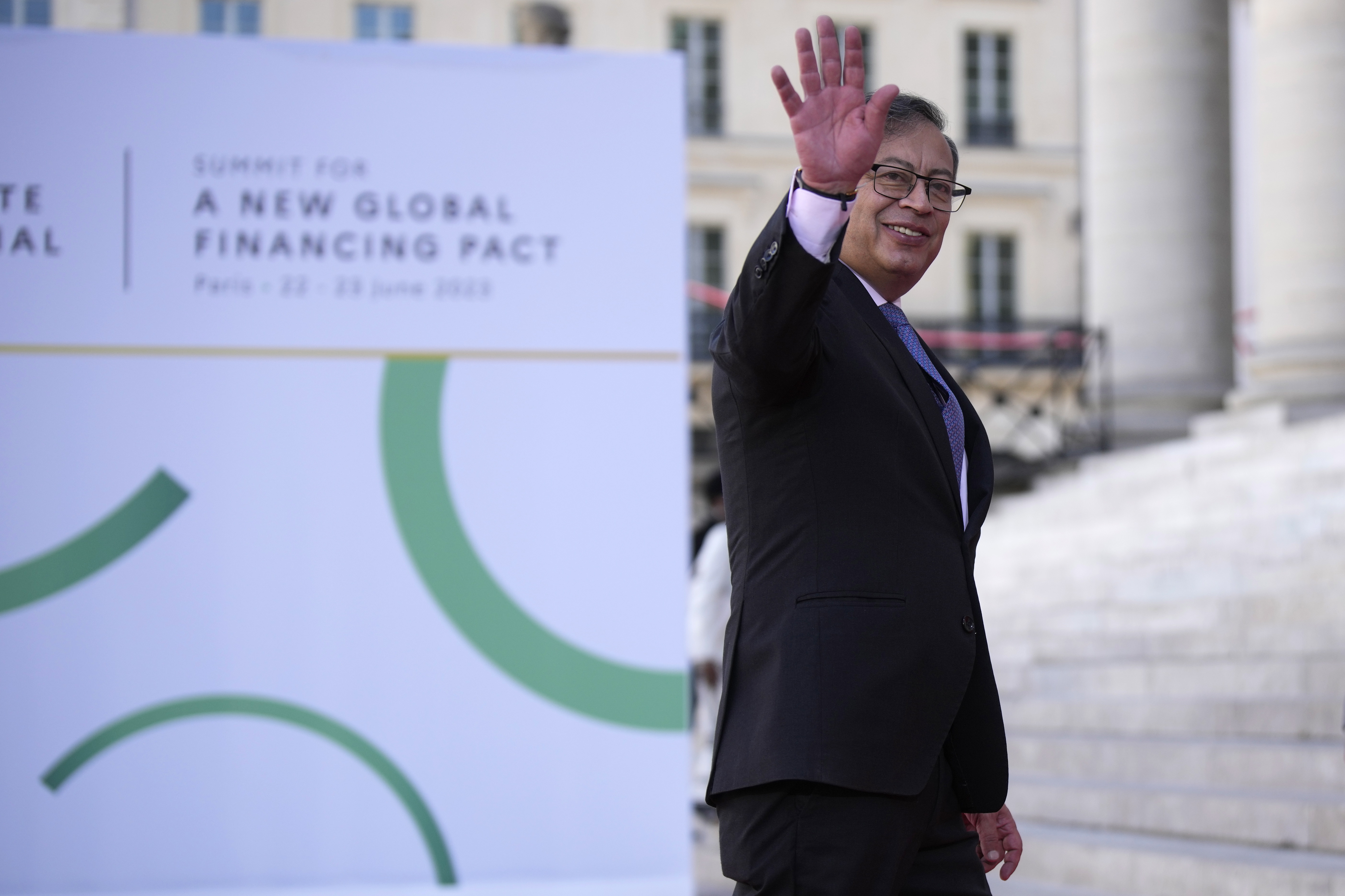 Petro plantea “cambiar deuda por acción climática” para la cumbre UE-CELAC