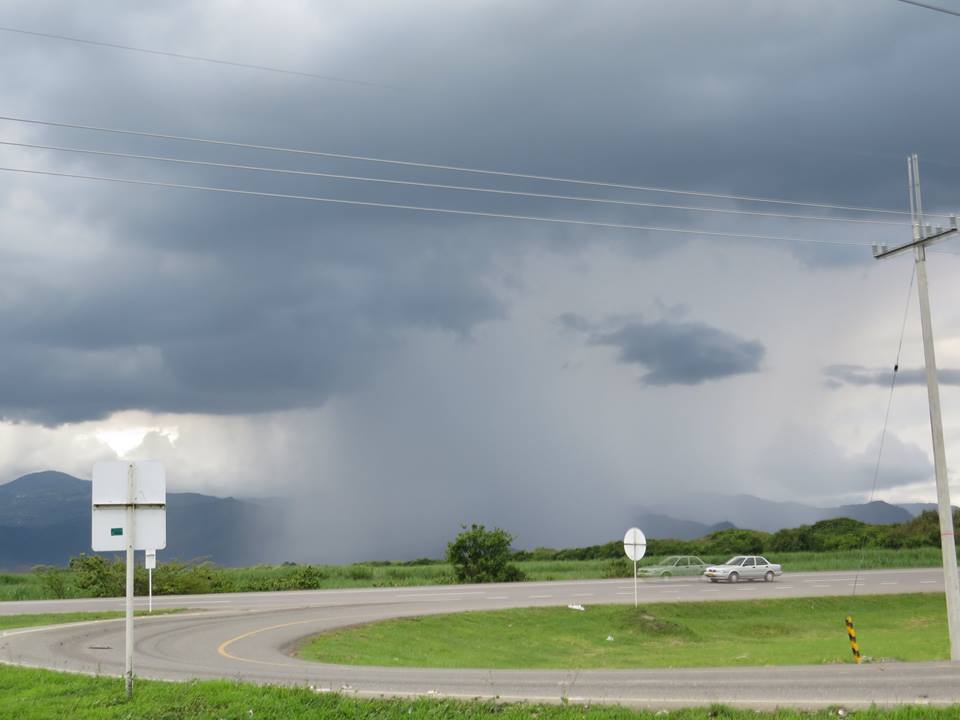 Tome precauciones: abril será un mes pasado por lluvias en el Valle del Cauca