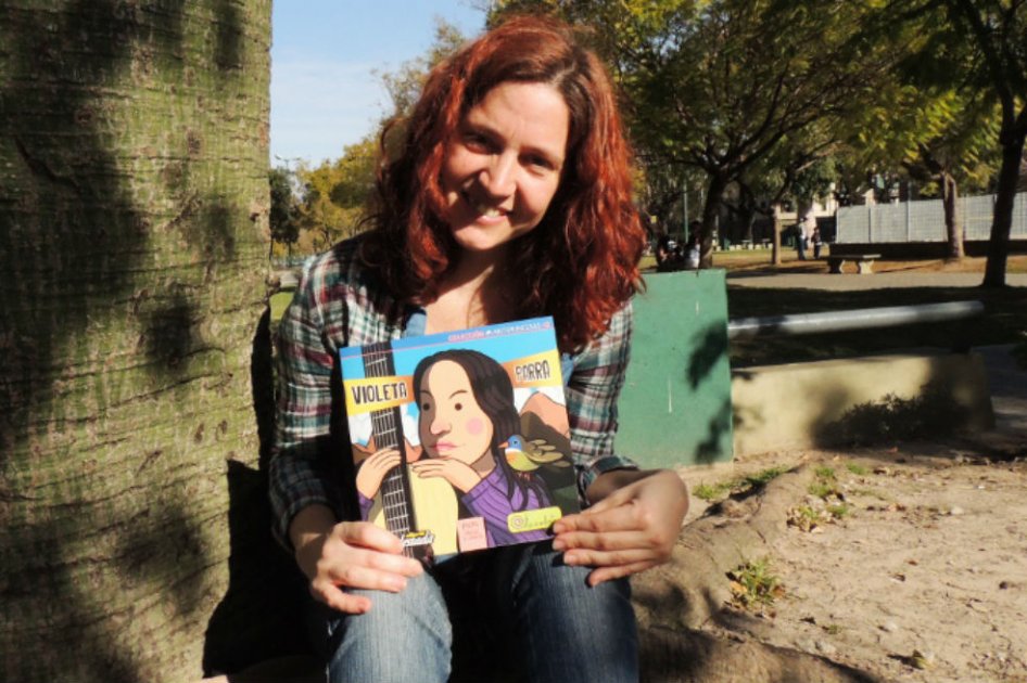 Nadia Fink, quien trabaja en el portal de noticias “Marcha”, dice que de Colombia le llaman la atención Policarpa Salavarrieta y María Cano. / Cortesía Fundación La Cueva