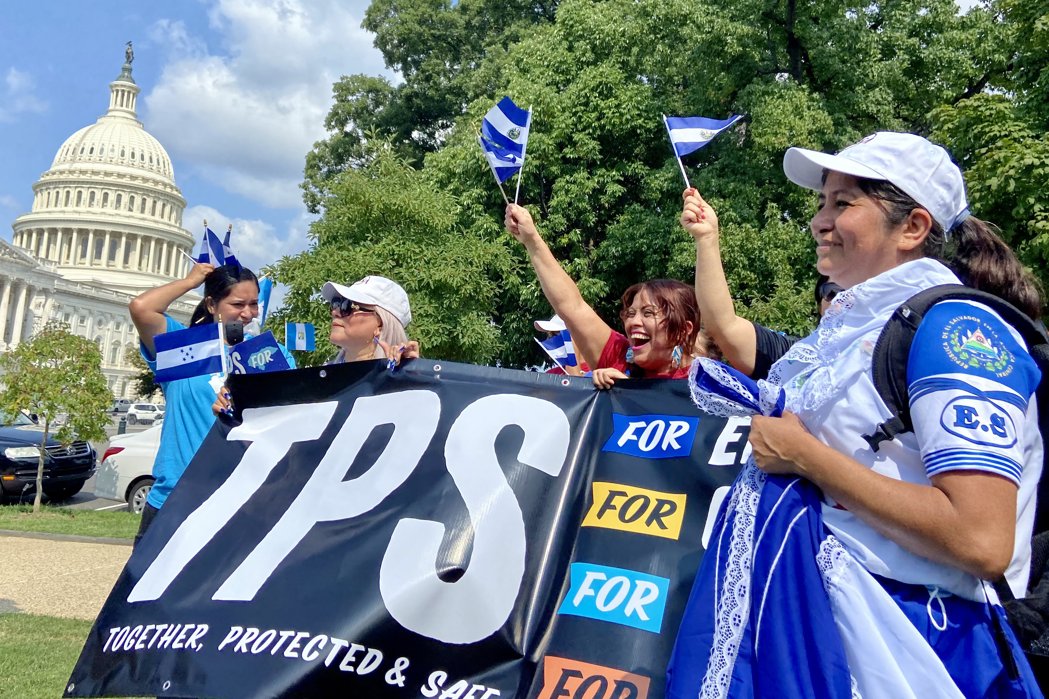 Atención, venezolanos en EE. UU.: Trump decidió revocar más de 250.000 TPS