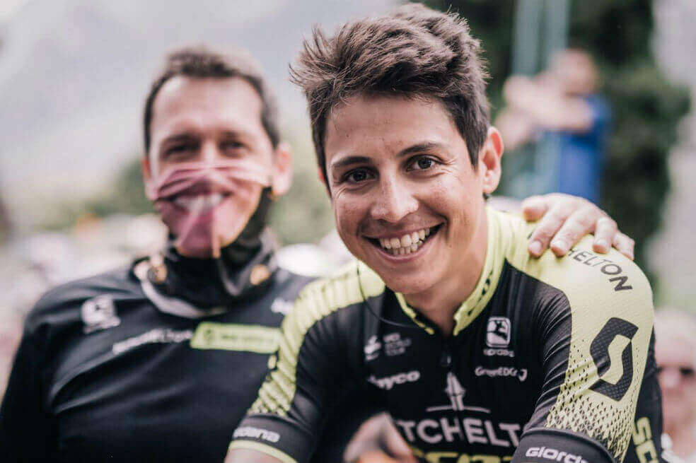 Luego de 255 días, Esteban Chaves volvió a competir tras superar su enfermedad