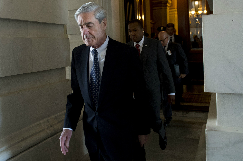 Fiscal Mueller denuncia plan para acusarle de falsos abusos sexuales