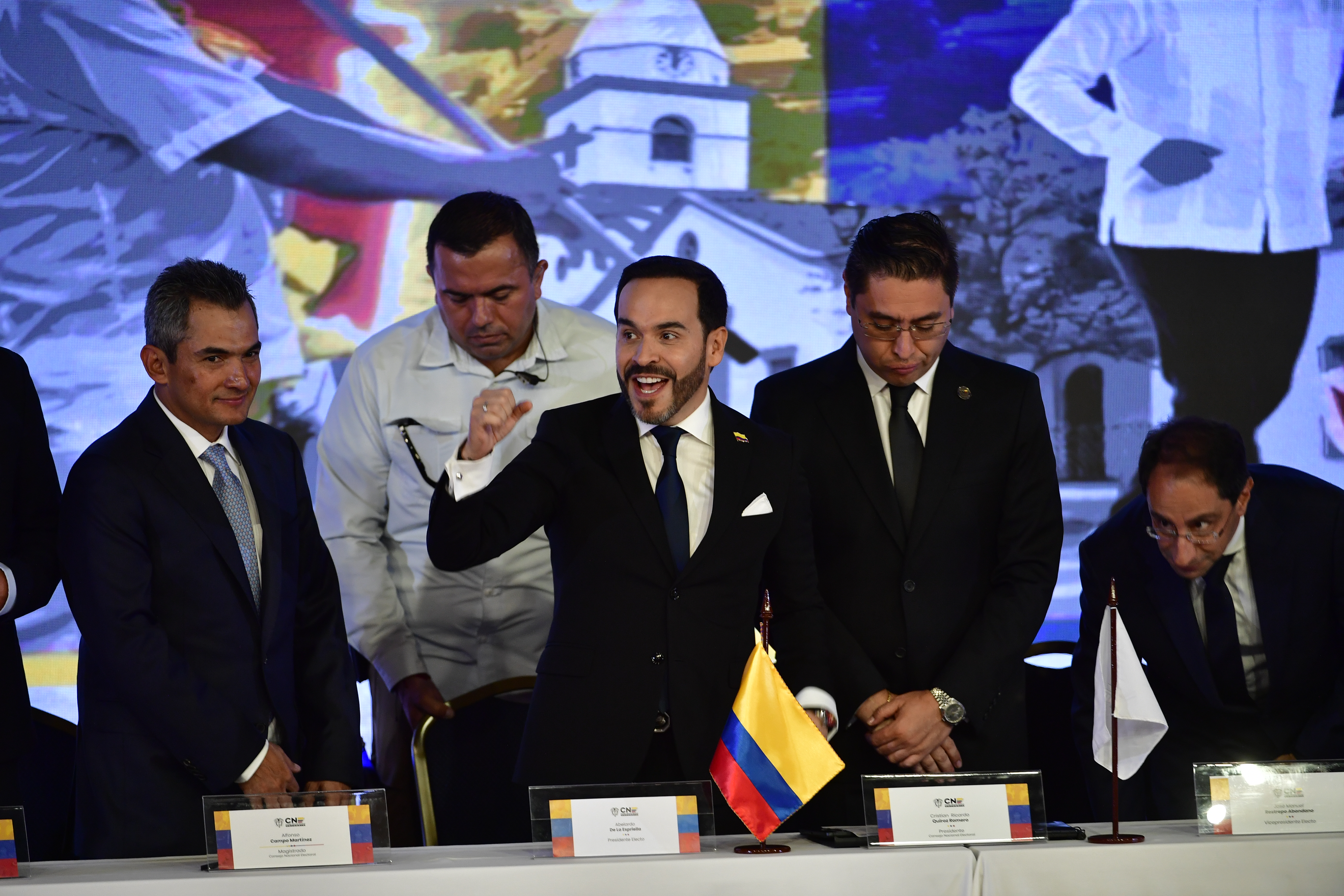Apreciados colombianos: abandonen toda esperanza