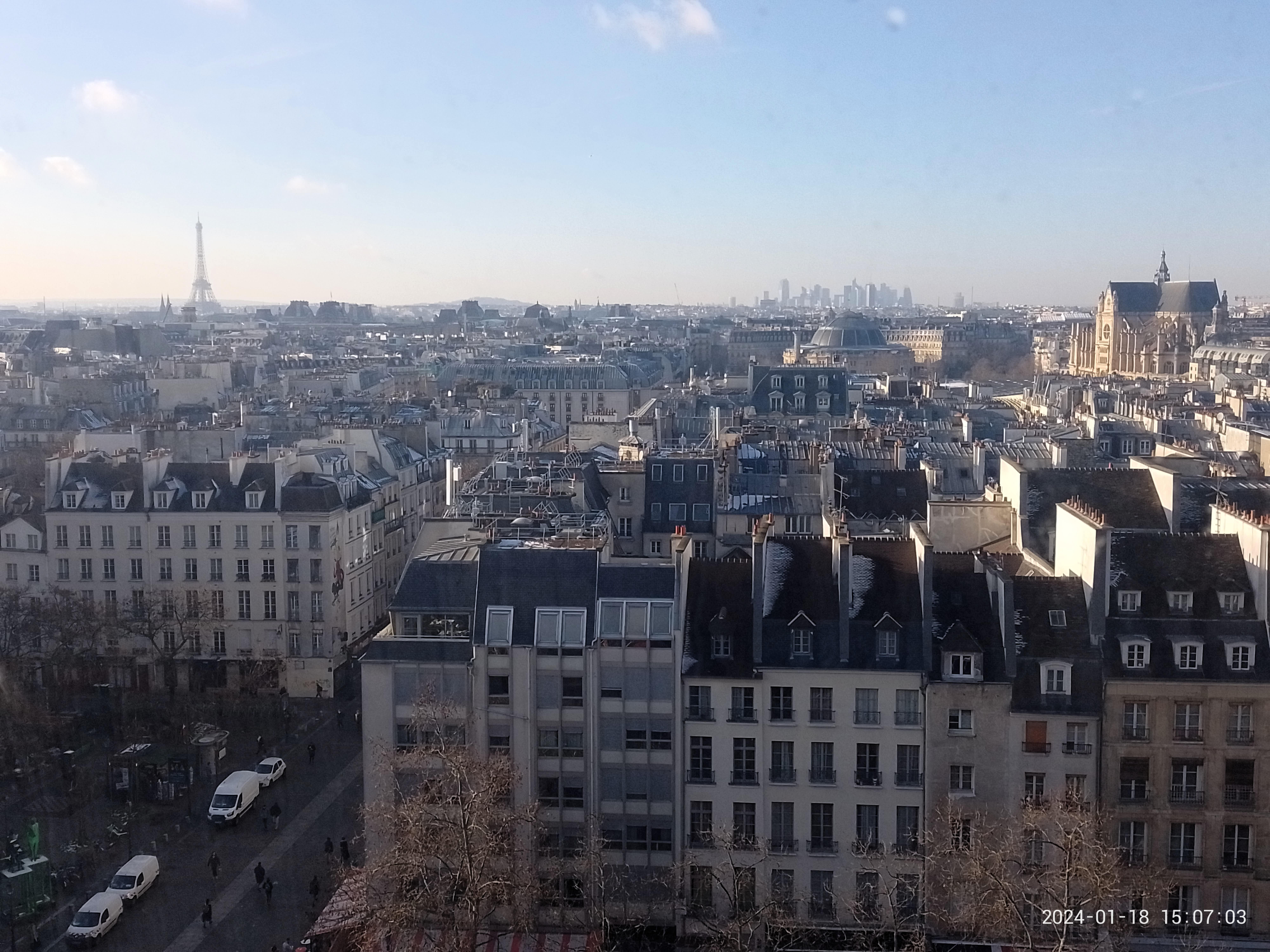 Guía de viaje: París, entre el cielo y el infierno
