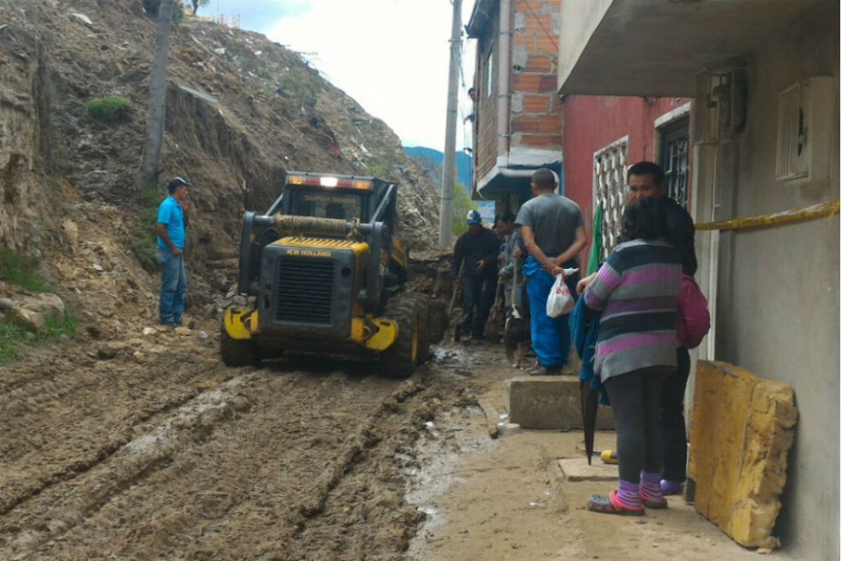 Fuertes lluvias en Bogotá provocaron deslizamiento en Ciudad Bolívar