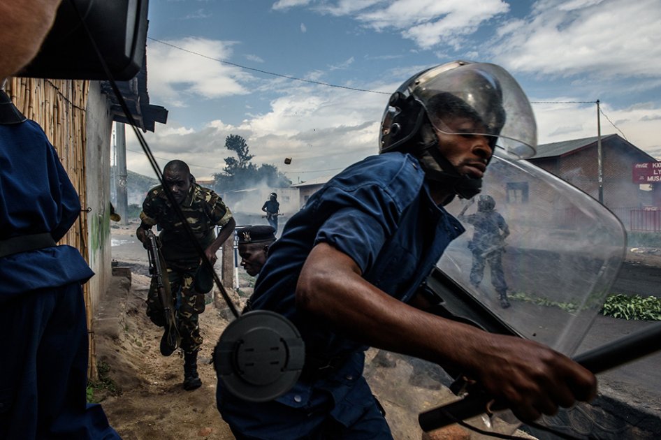 Combates entre tropas en Burundi tras el intento de golpe de Estado