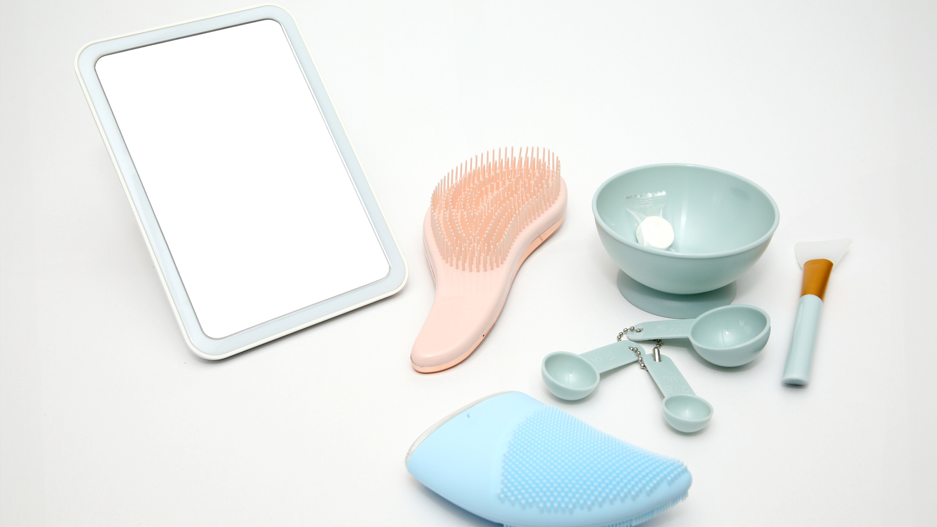CROMOS y Miniso te obsequian un kit de belleza por el aniversario de la revista