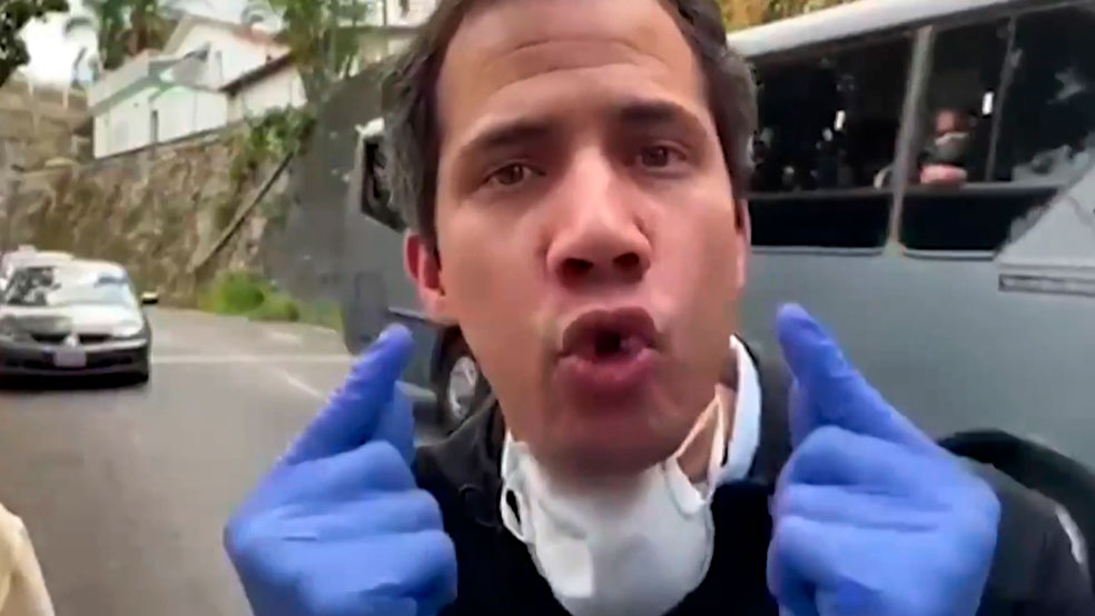 Juan Guaidó reaparece y culpa a Maduro de la escasez de gasolina