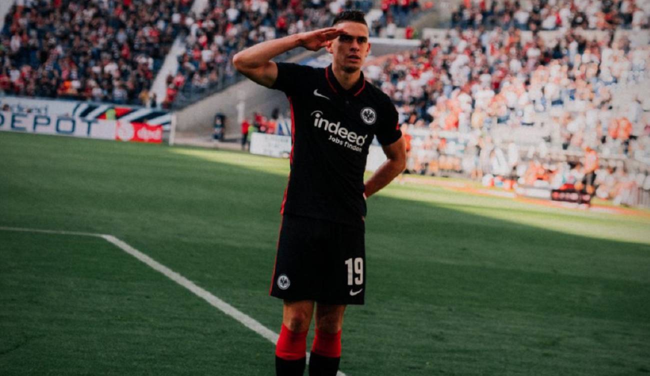 Rafael Santos Borré volvió a convertir con el Eintracht Frankfurt