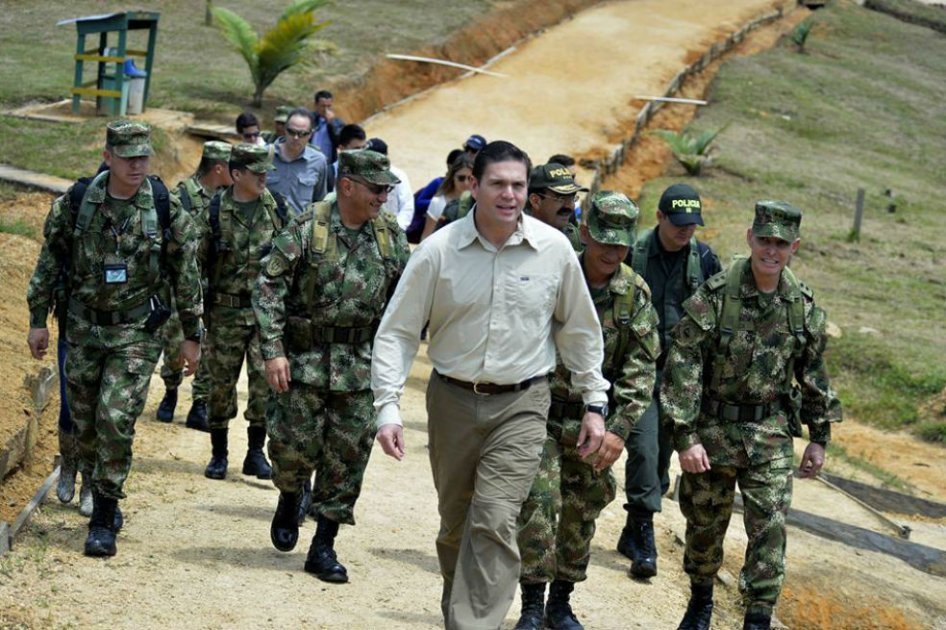 Farc sufrieron los mayores golpes y quedan unas FF.AA. más fuertes: saliente Mindefensa