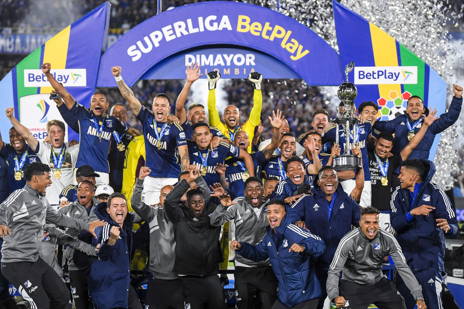 Millonarios, supercampeón
