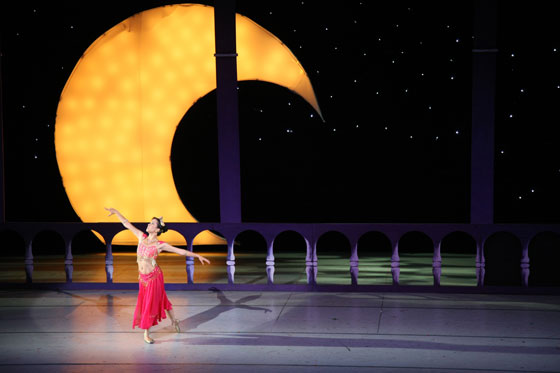 Aladino y la lámpara maravillosa, danza y teatro
