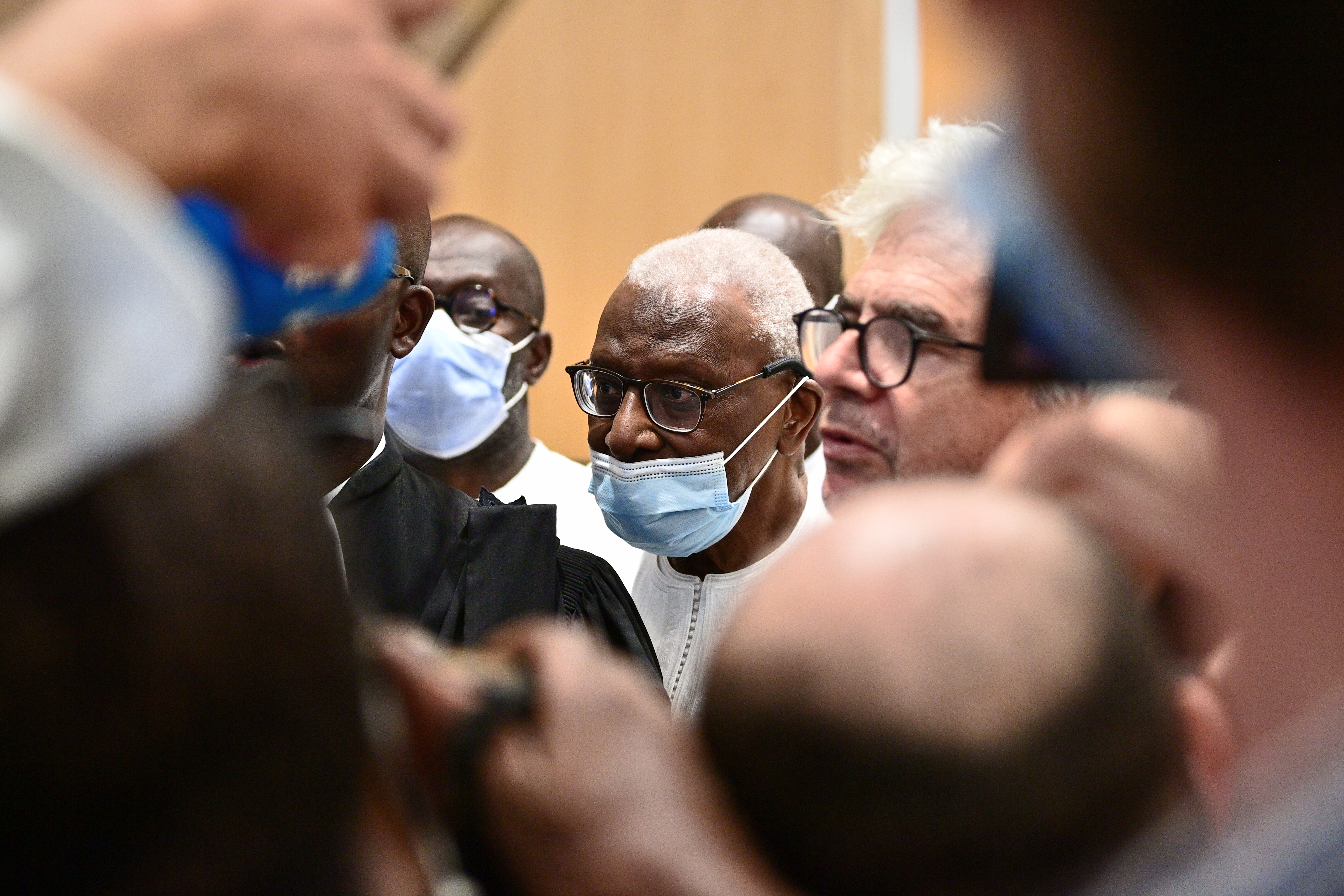 Lamine Diack fue condenado a prisión por caso de dopaje y corrupción de Rusia