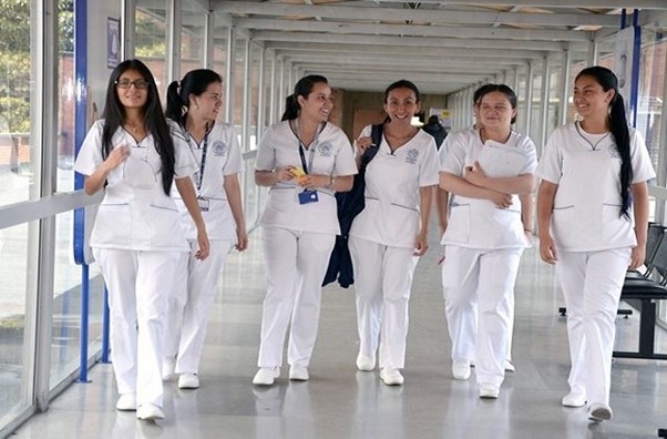 Enfermería javeriana: 80 años formando profesionales al servicio de la sociedad