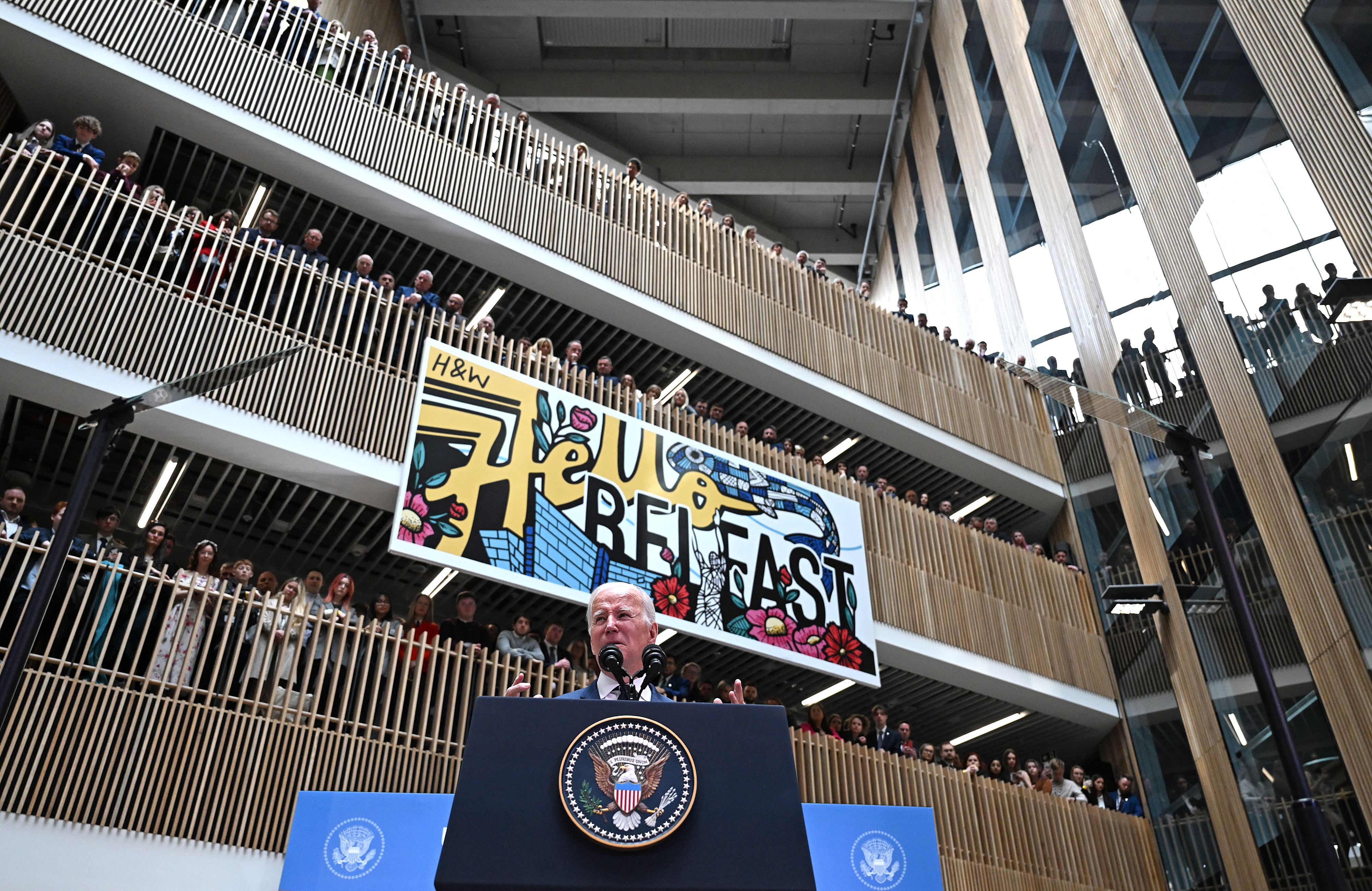 Biden en la Universidad de Ulster: “El apoyo a Irlanda del Norte une a EE. UU.”