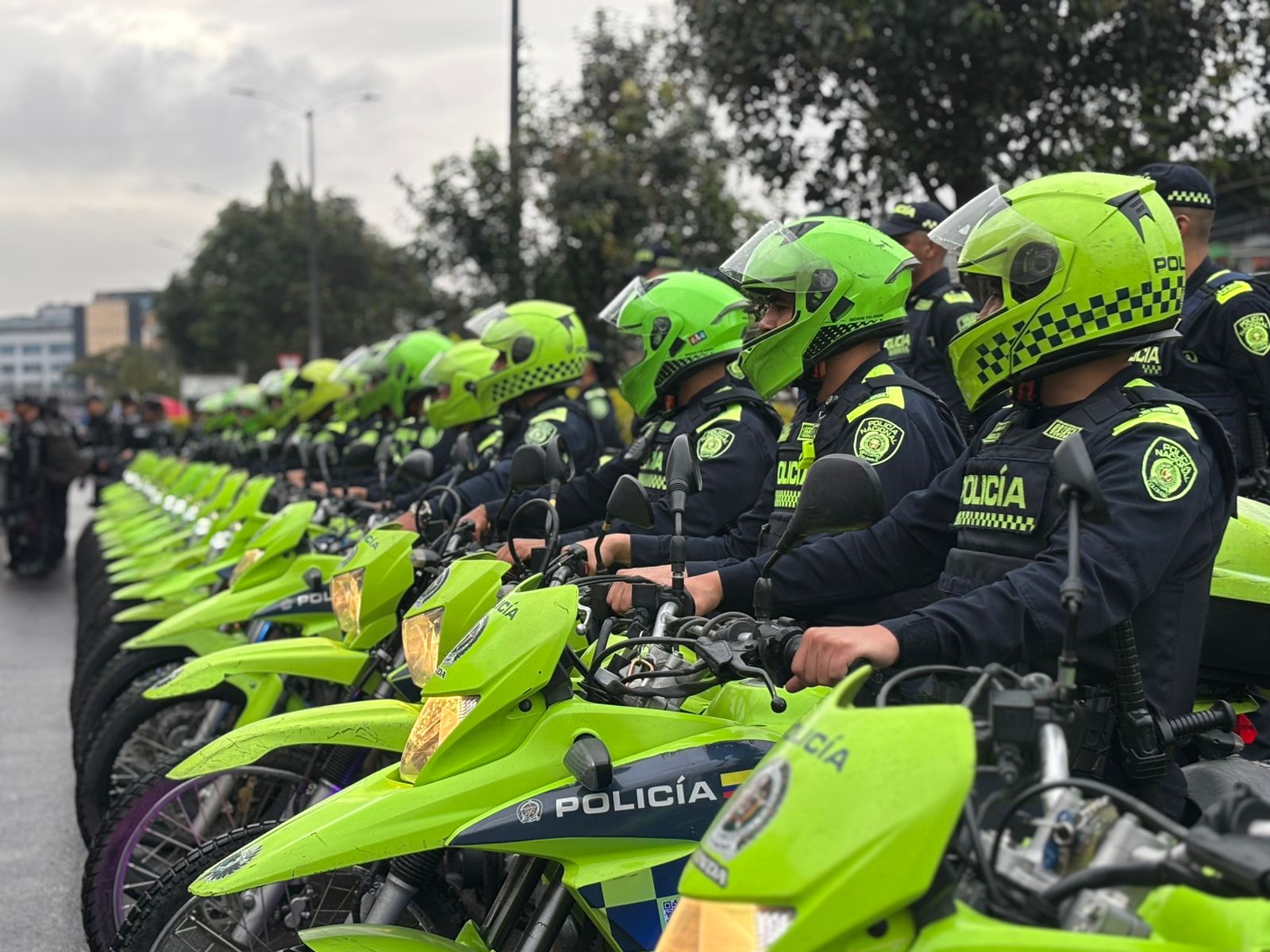 ¿Un pensionado de la Policía o el Ejército puede seguir trabajando?