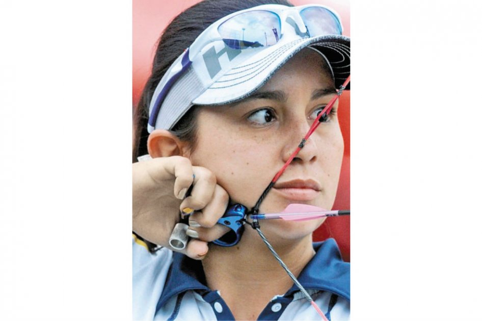 Sara López, donde pone el ojo pone la flecha