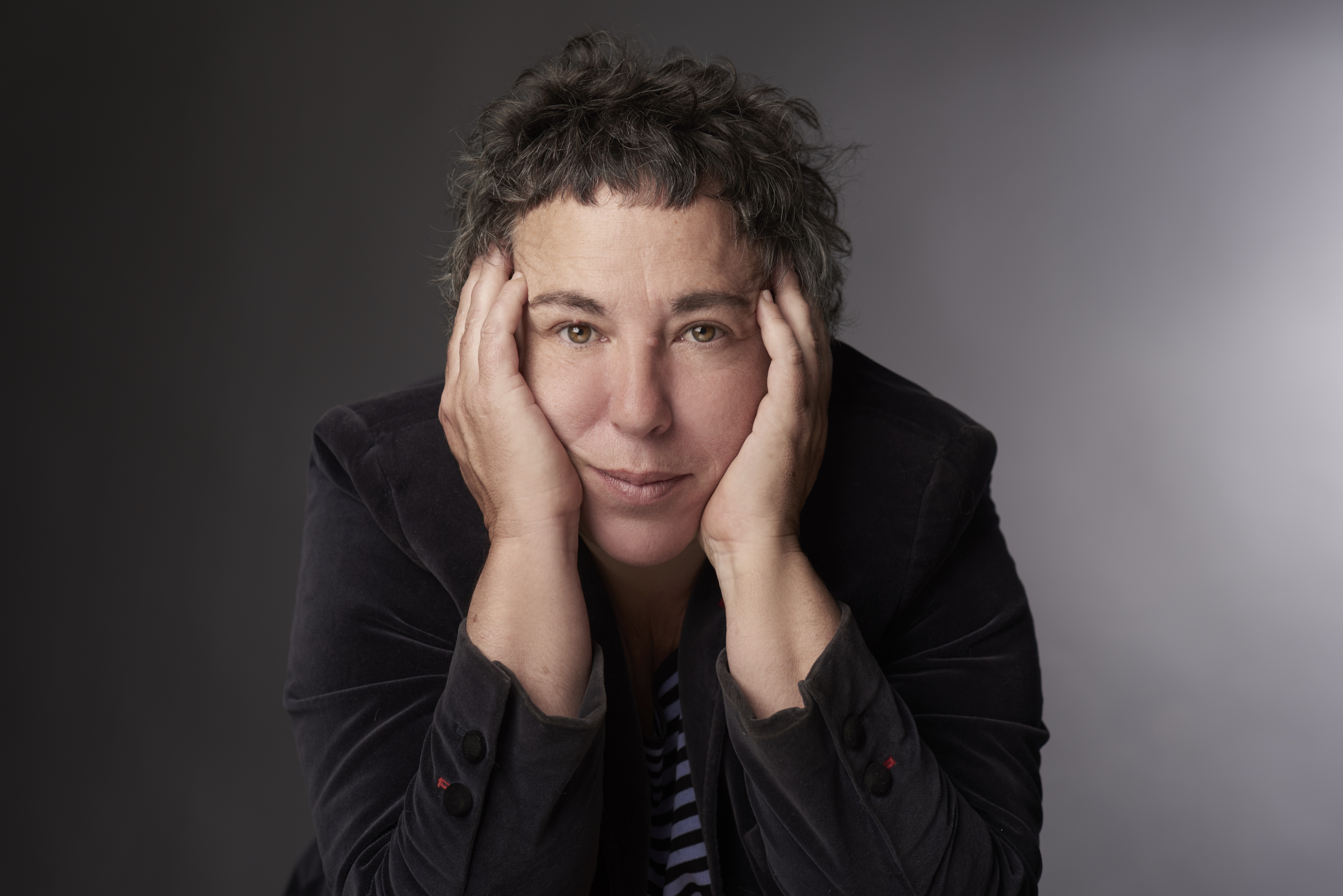 Gabriela Cabezón: “Mi educación sentimental y ética está construida por libros”
