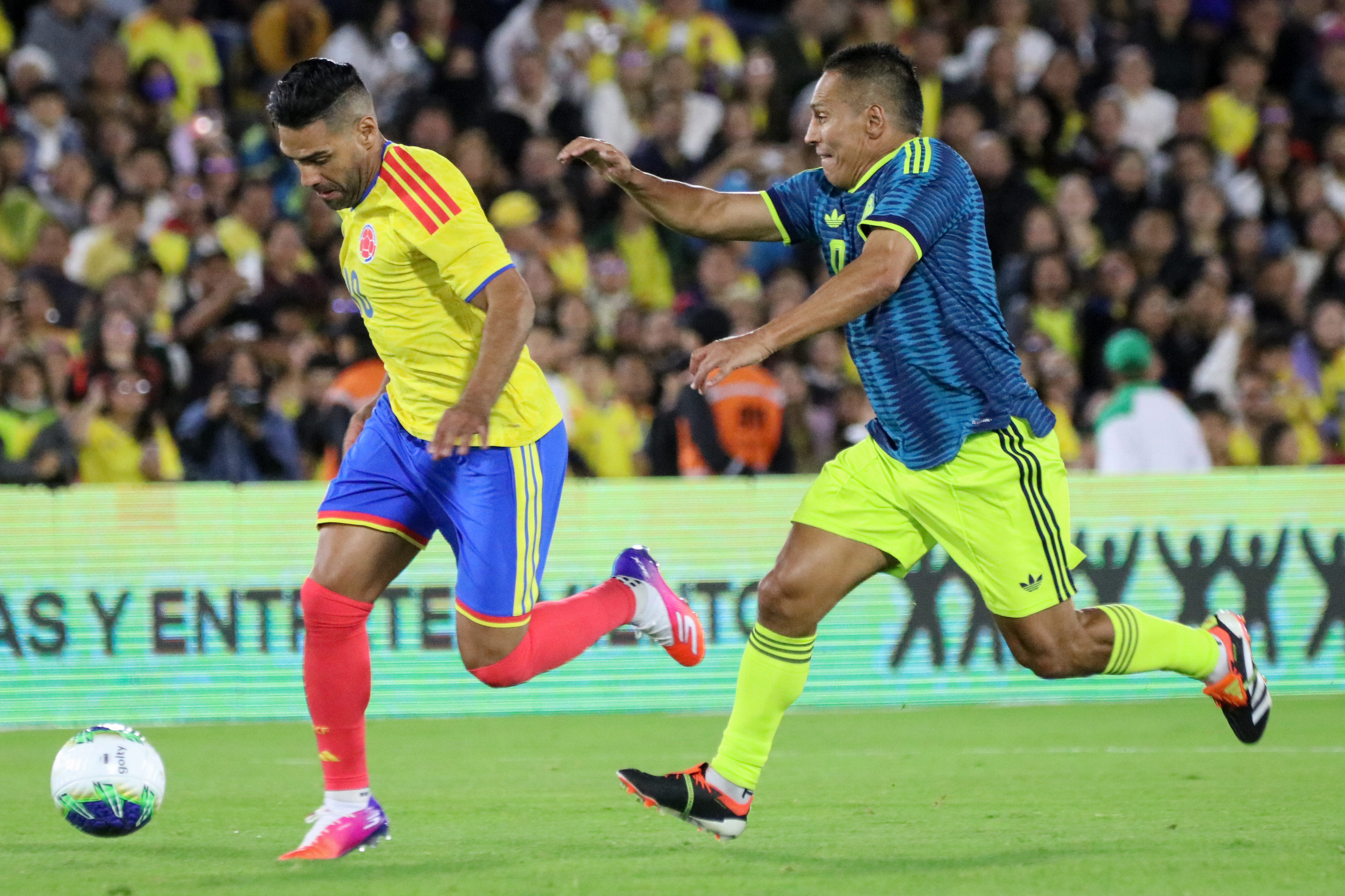 Partido benéfico Levantemos a Colombia.
