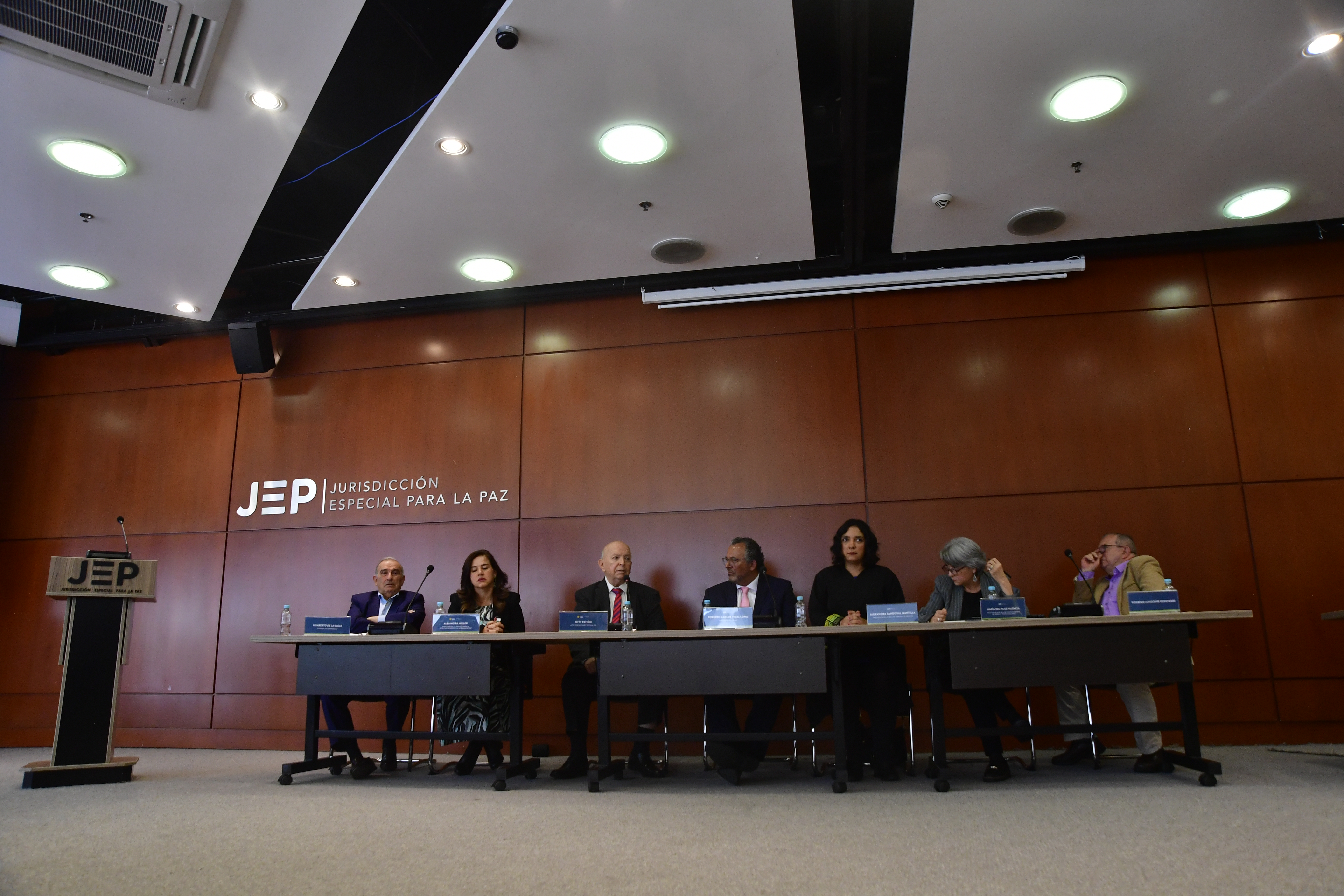 Actos de comunicación de los decretos de amnistía por parte de la Jurisdicción Especial de Paz (JEP)
