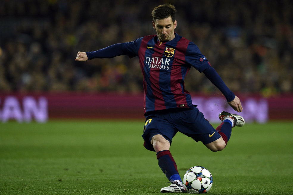 Lionel Messi apunta al blanco