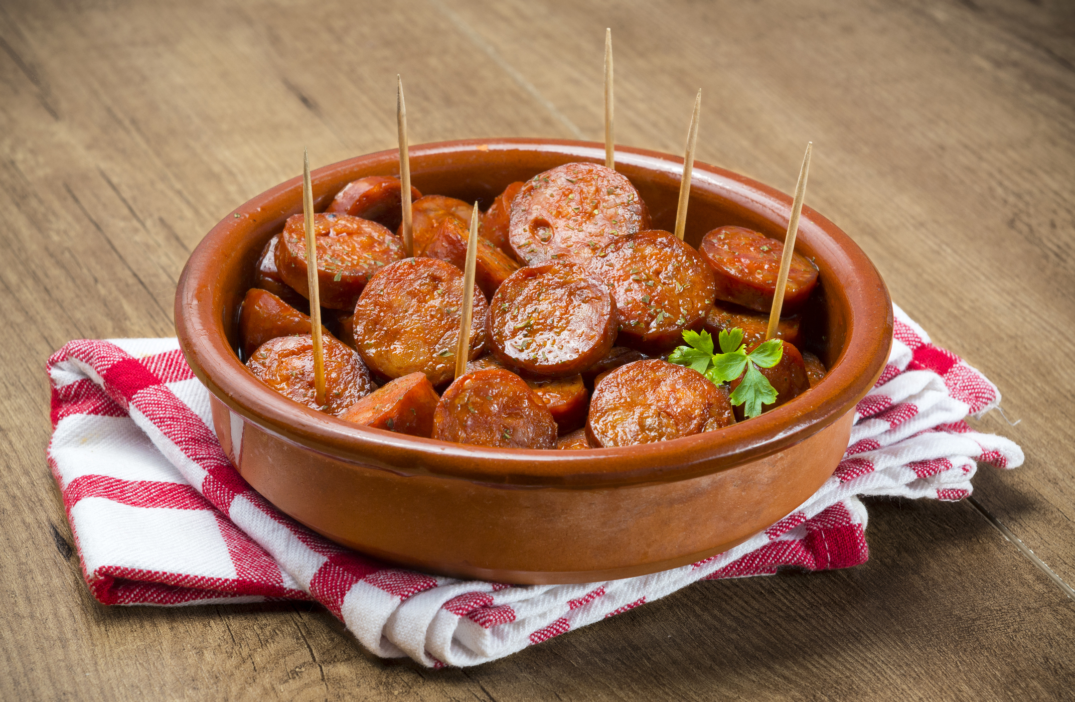 Toma nota de los ingredientes y prepara estos deliciosos chorizos agridulces
