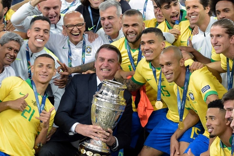 Gobierno de Bolsonaro pone en duda la Copa América en Brasil