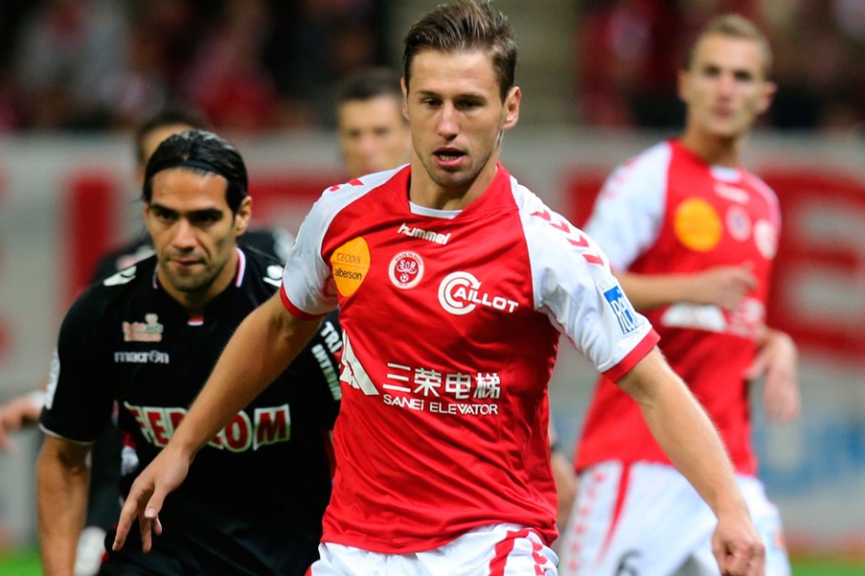 Mónaco con Falcao y James en la cancha, empató 1-1 con Reims