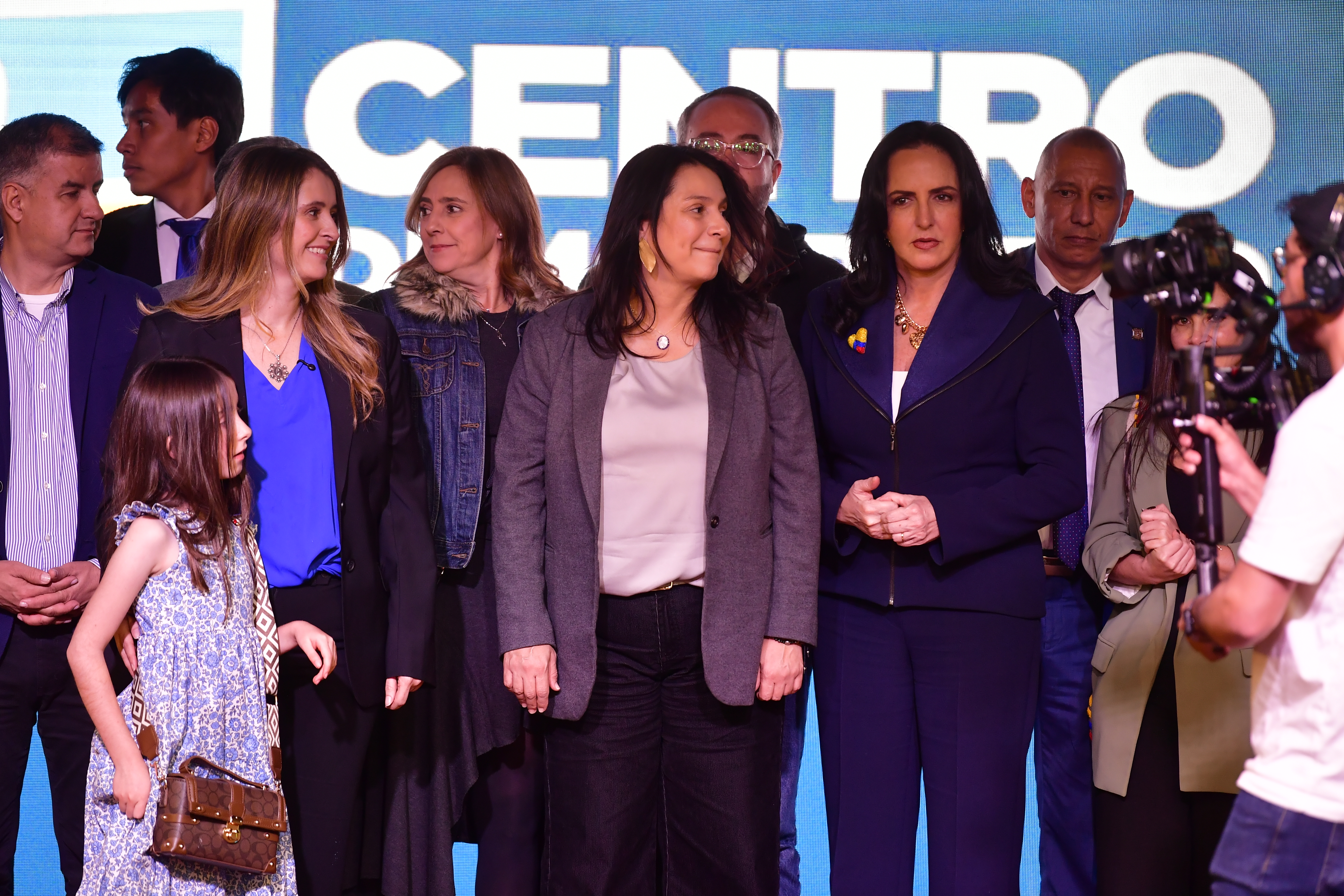 ¿Siguen ruidos del Centro Democrático?: Cabal y Holguín no van a plaza pública con Valencia