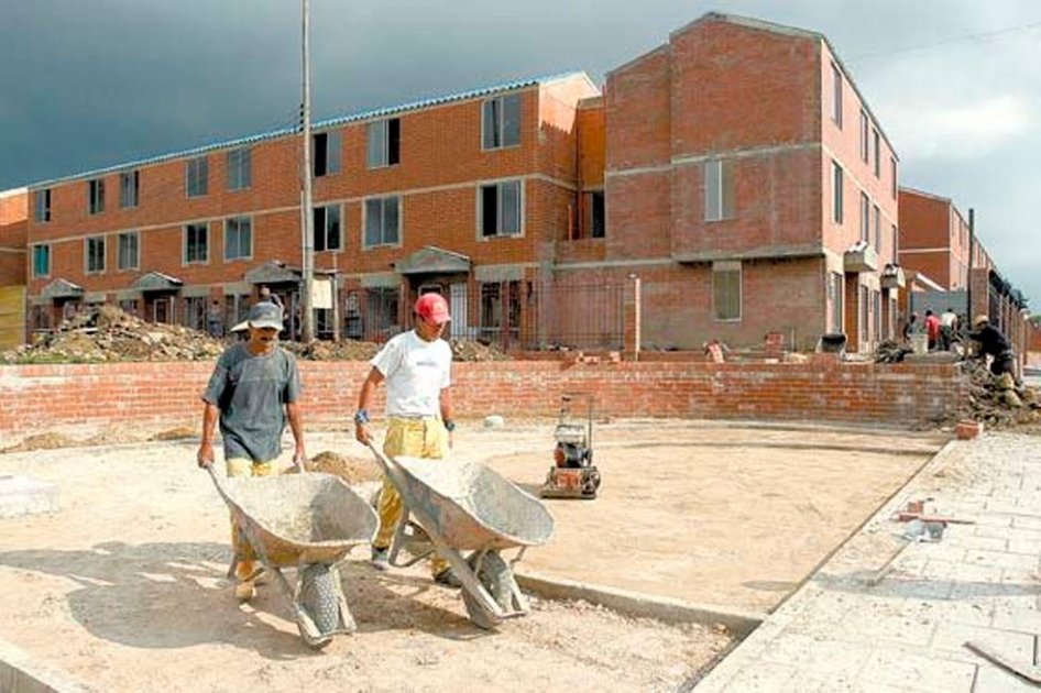 Por riesgo de colapso 16 familias deberán evacuar conjunto residencial