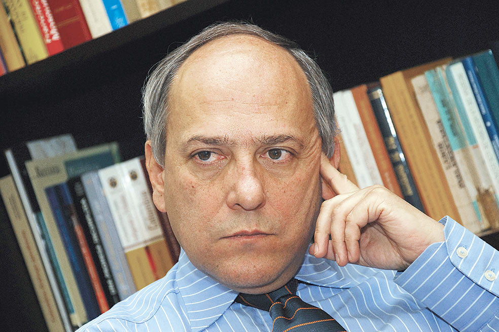 José Obdulio Gaviria se retracta por haber injuriado y calumniado al Cajar