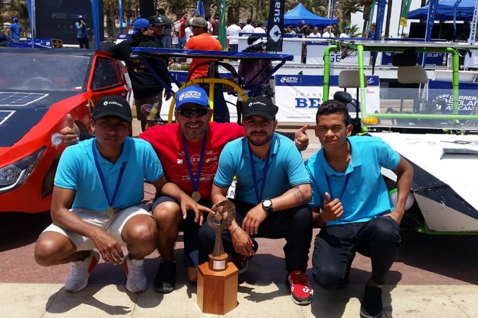 Estudiantes del Sena quedaron campeones de la Carrera Solar Atacama