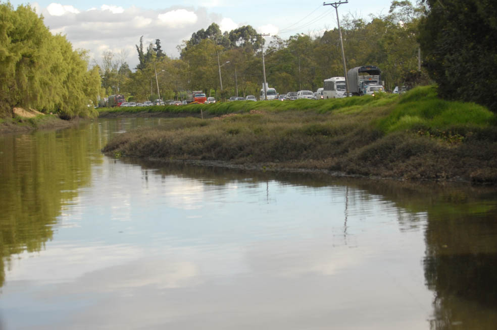 Mucha energía puesta en el río Bogotá
