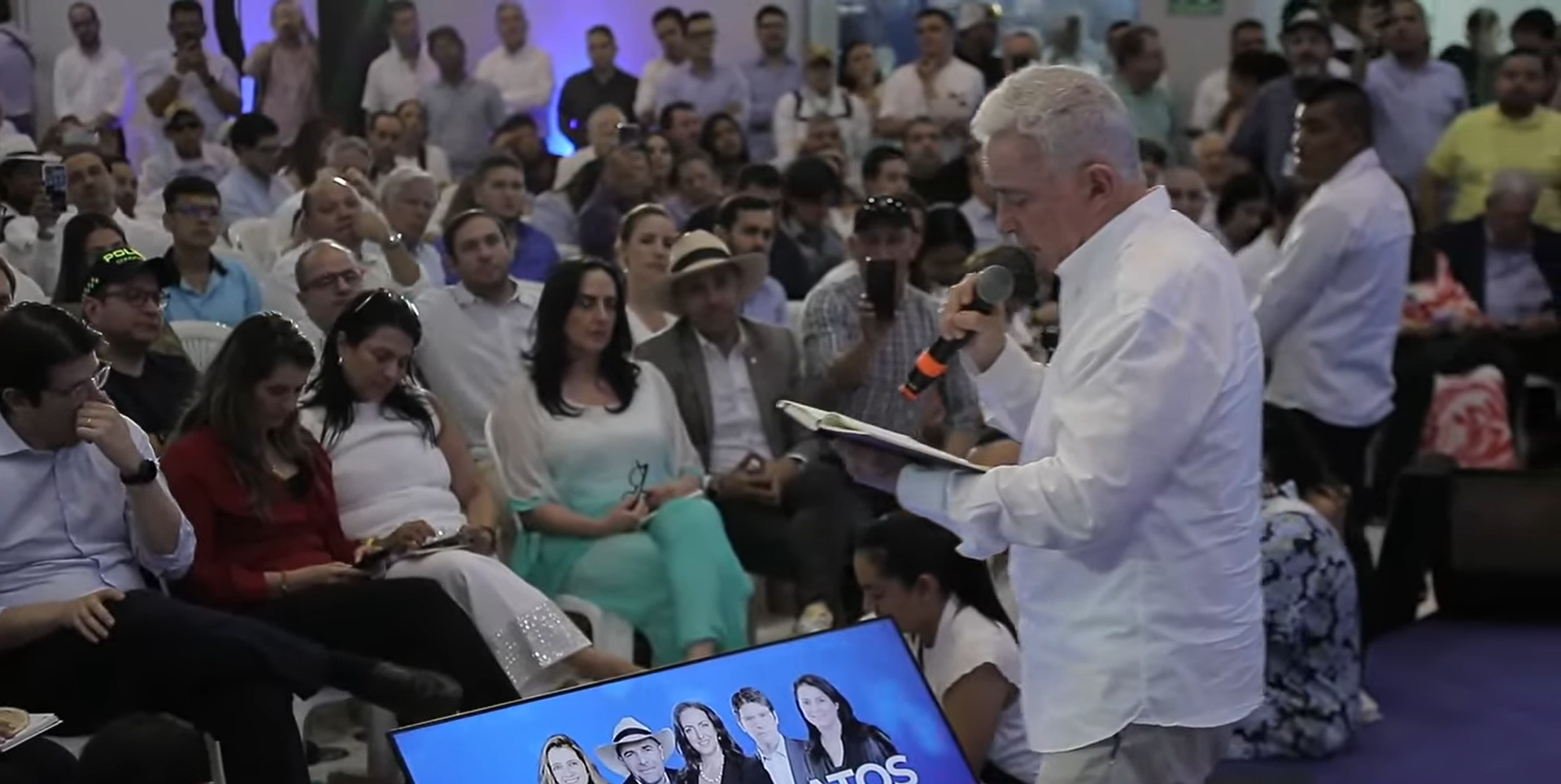 Expresidente Uribe habló de reglas de juego para elegir candidato único del Centro Democrático.