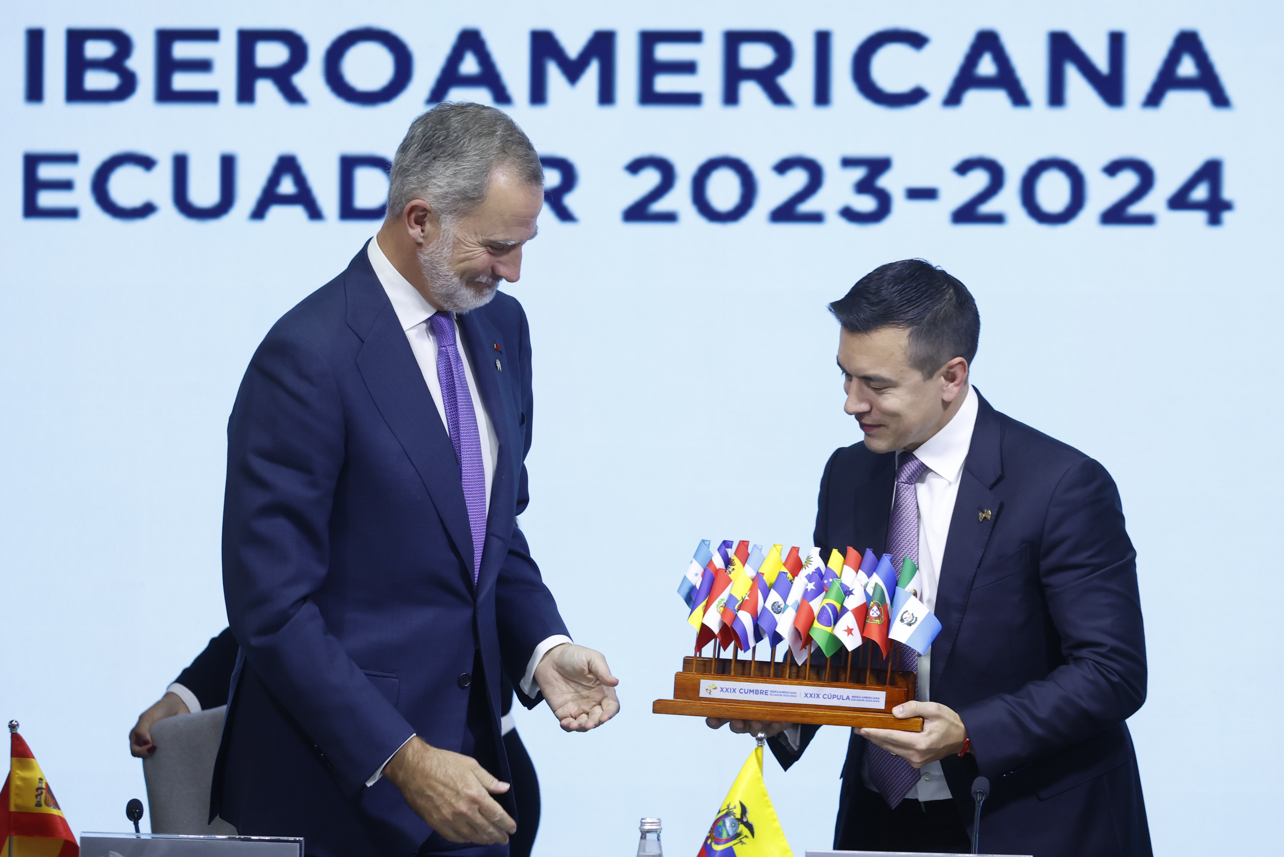 El fracaso de la Cumbre Iberoamericana acentúa la decadencia del Gobierno de Ecuador