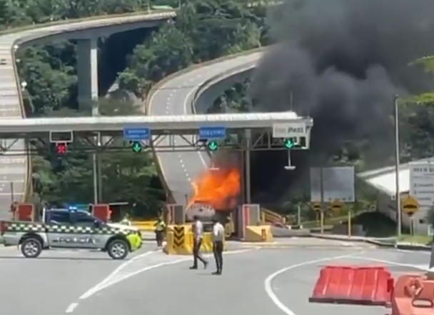 Camión cisterna se incendió en vía Ibagué-Cajamarca