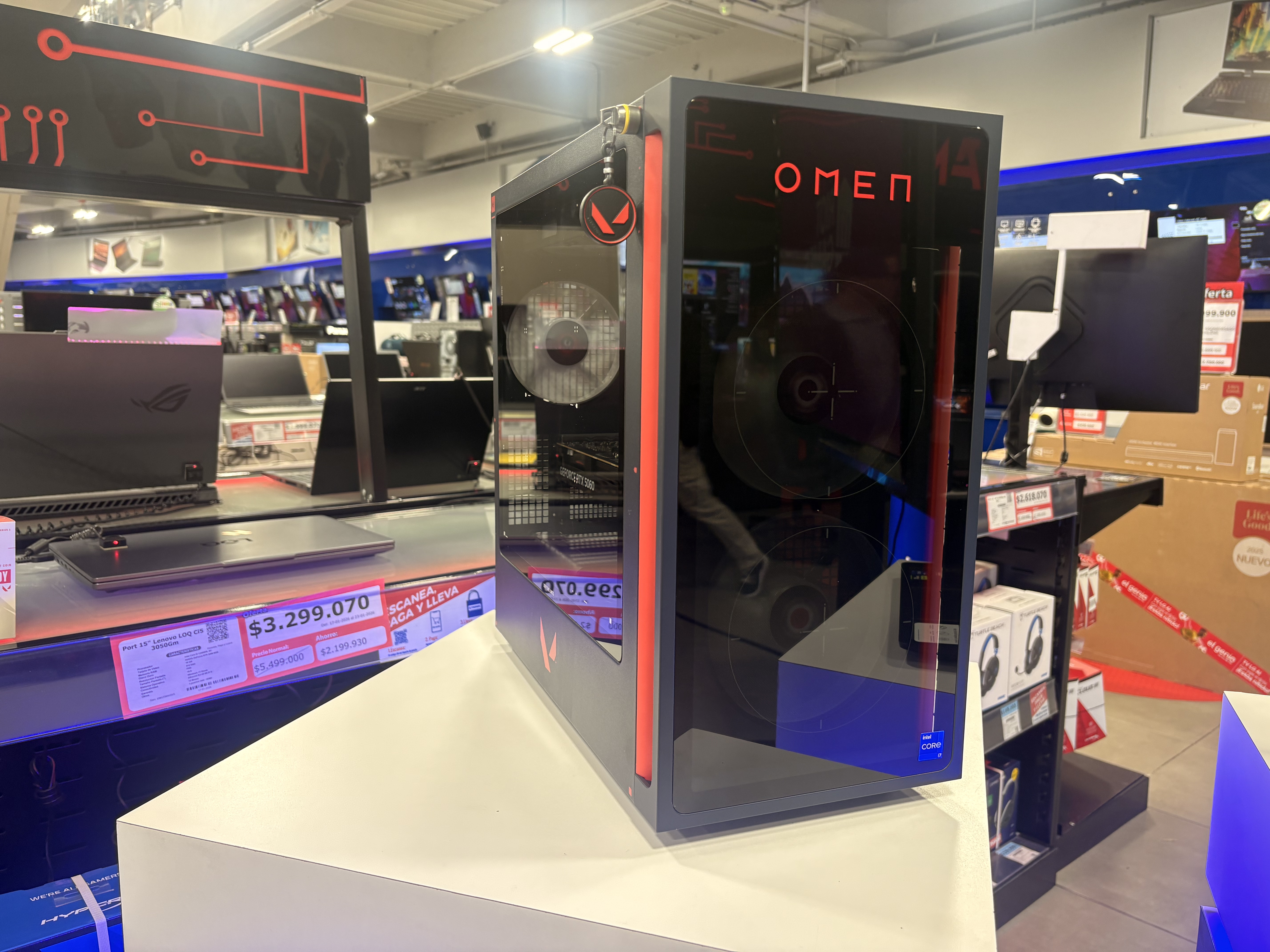 Esta es la nueva torre OMEN 35L Valorant Limited Edition de HP.