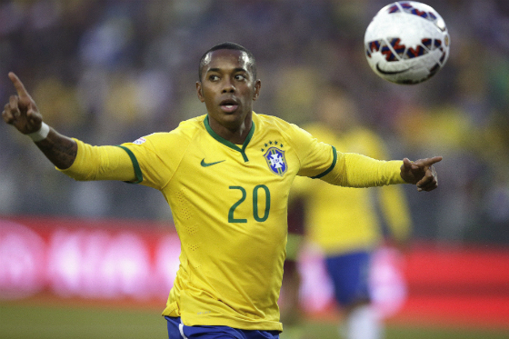 Querétaro, cerca de fichar a Robinho tras la salida de Ronaldinho