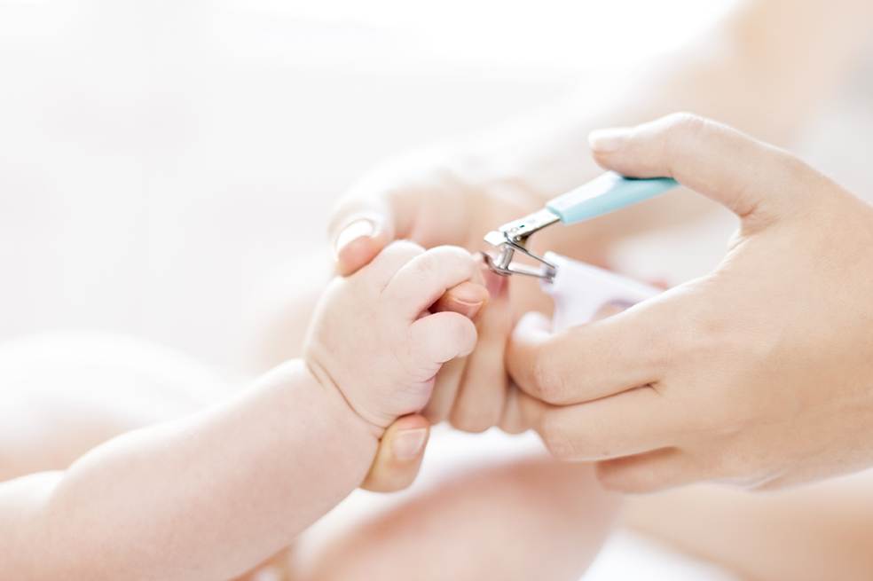 Paso a paso para cortar las uñas de su bebé sin lastimarlo: es muy sencillo
