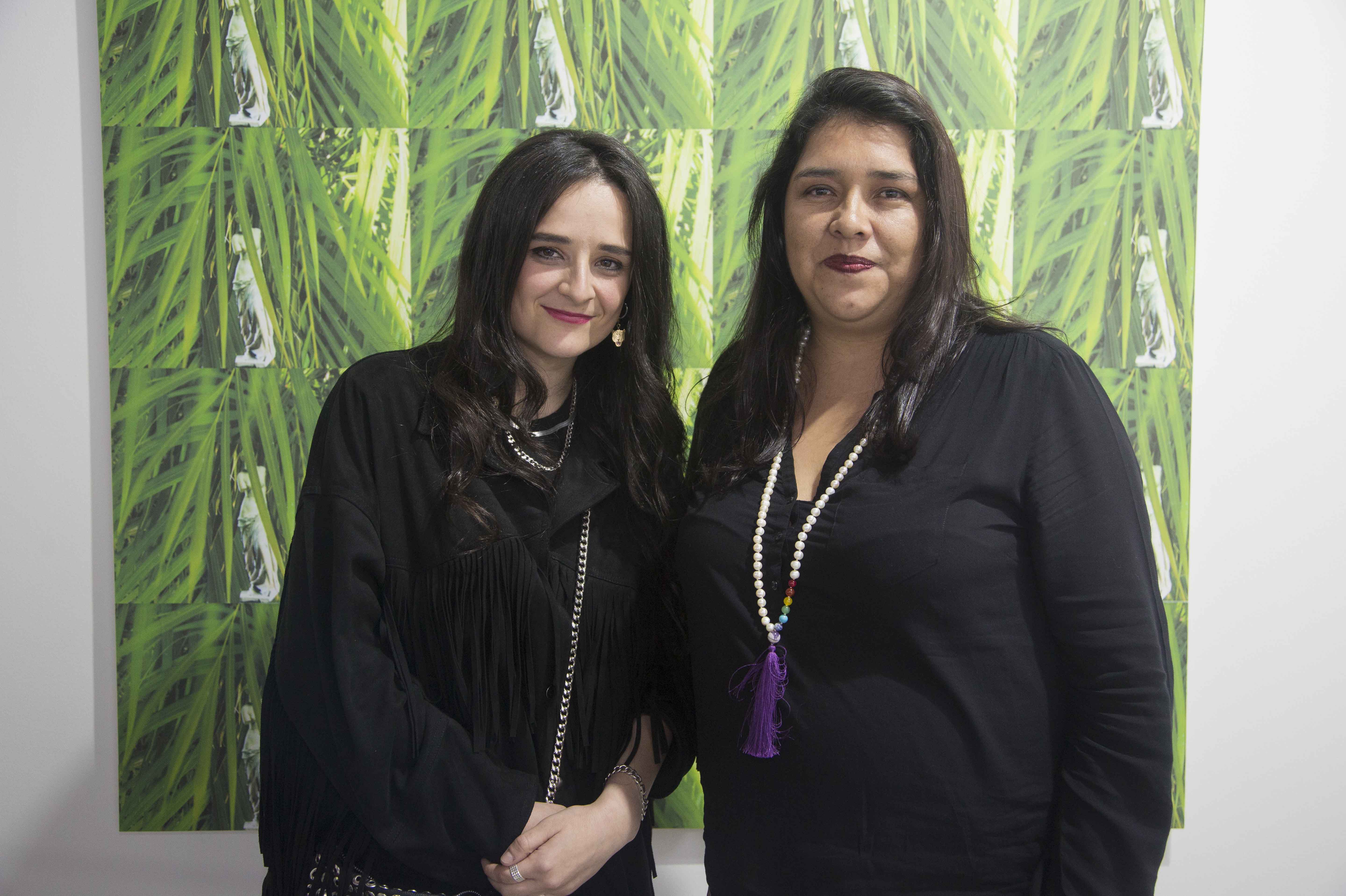 Exposición individual de Paloma Castello y
lanzamiento del libro Delirio Exótico