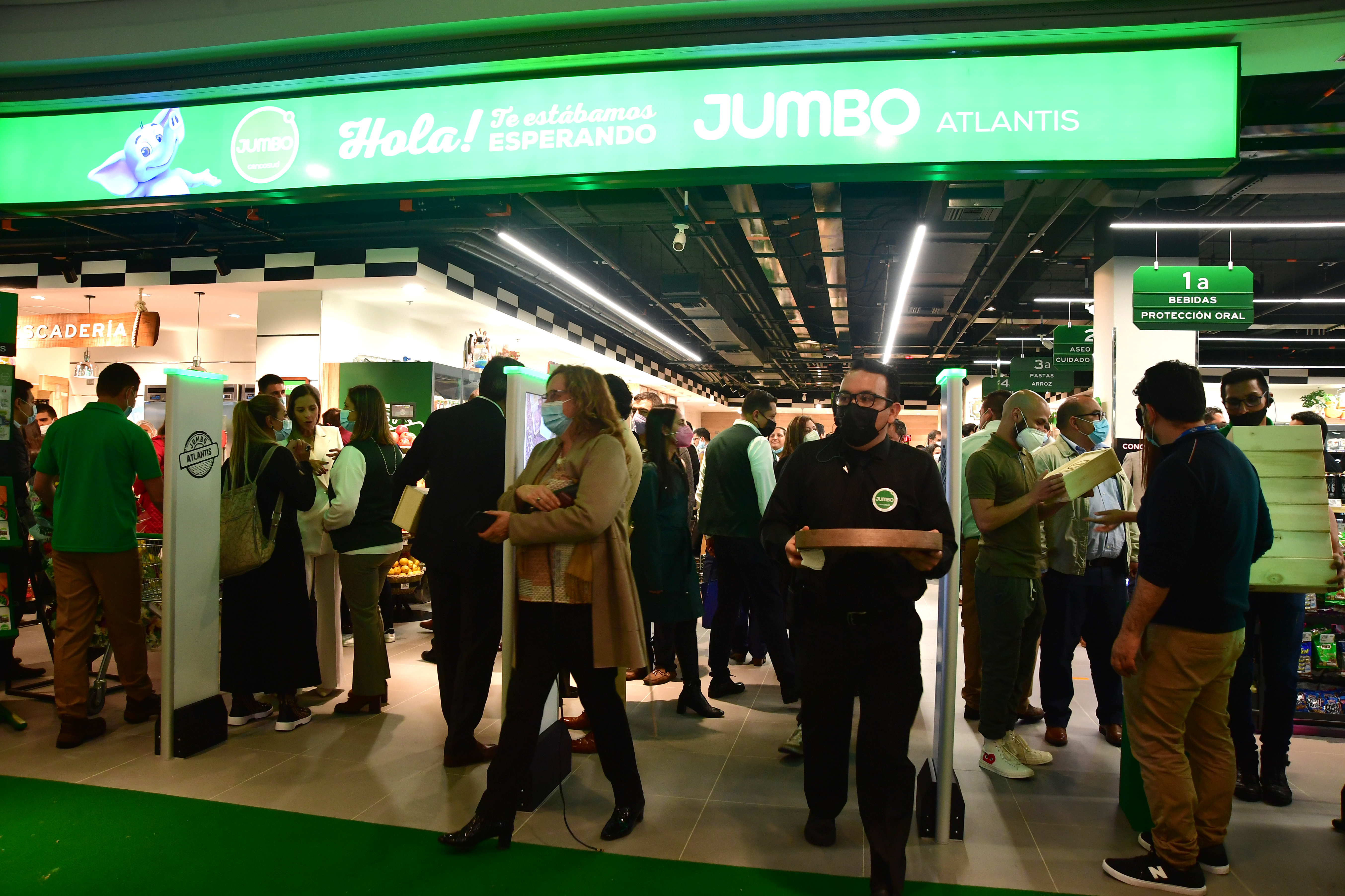 Cencosud, el holding detrás de almacenes Jumbo y Metro, nombró nuevo CEO