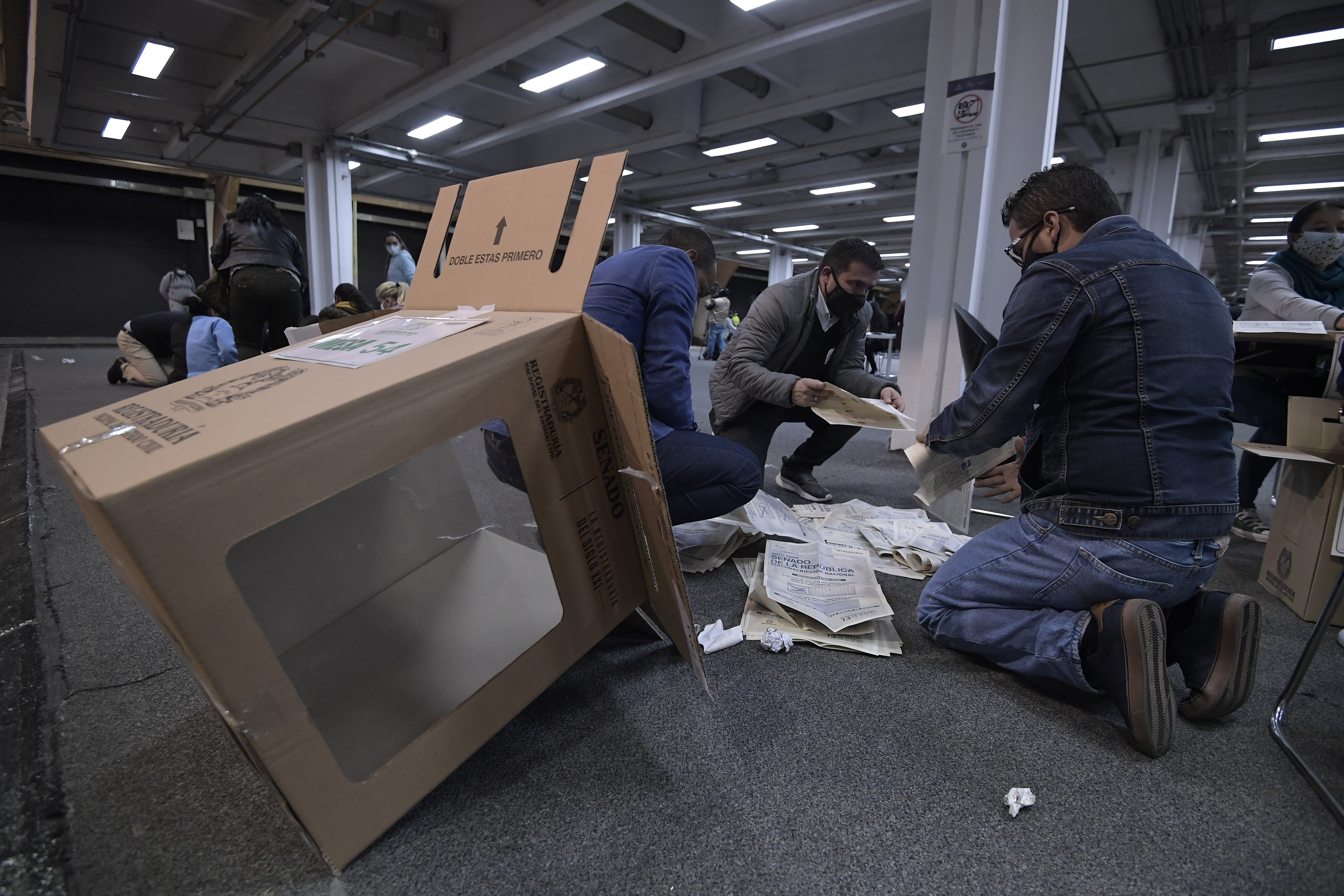 Jurados de votación deberán contar los votos de candidatos revocados: Registraduría