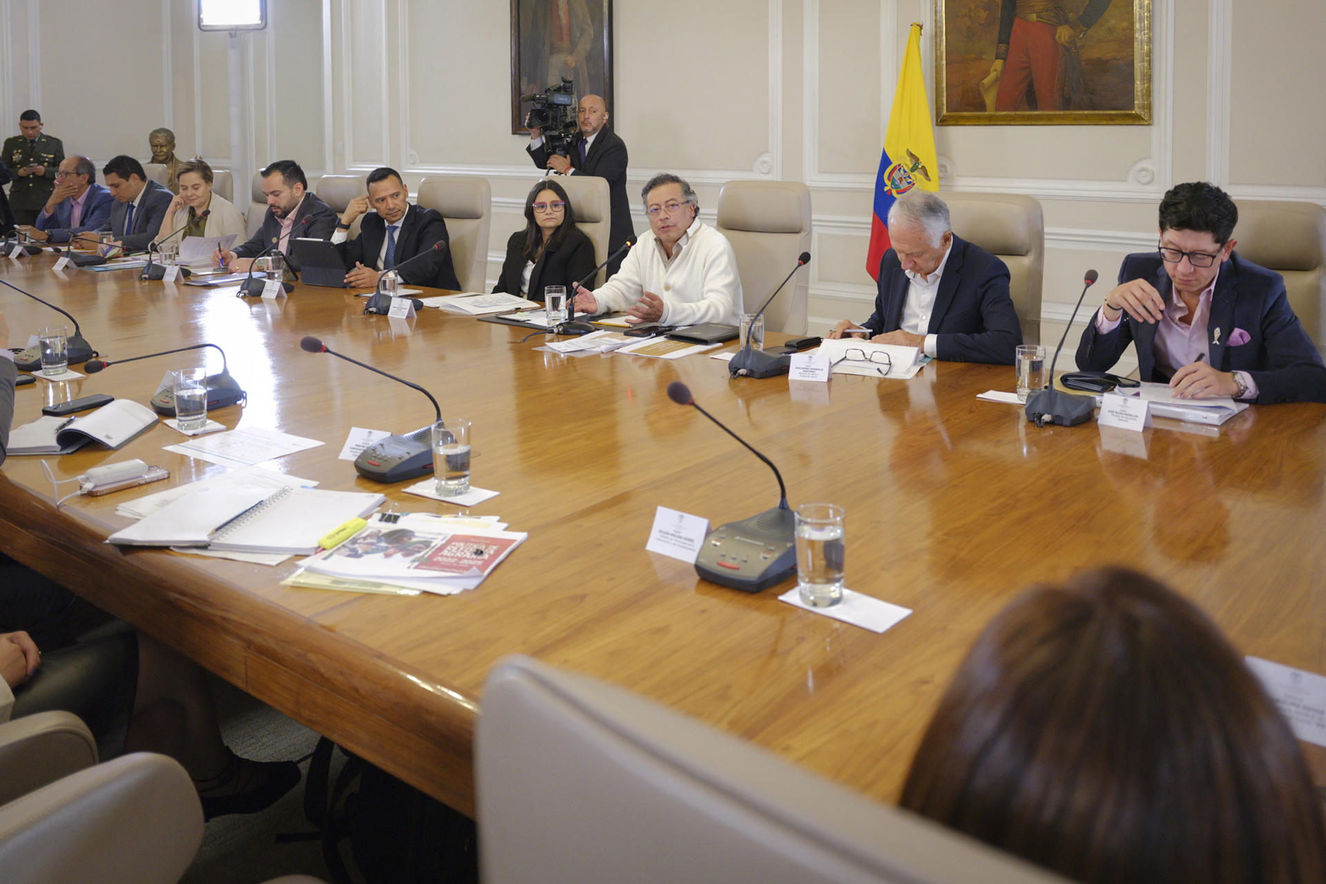 Anuncian moción de censura contra ministros de Petro que firmaron el “decretazo”