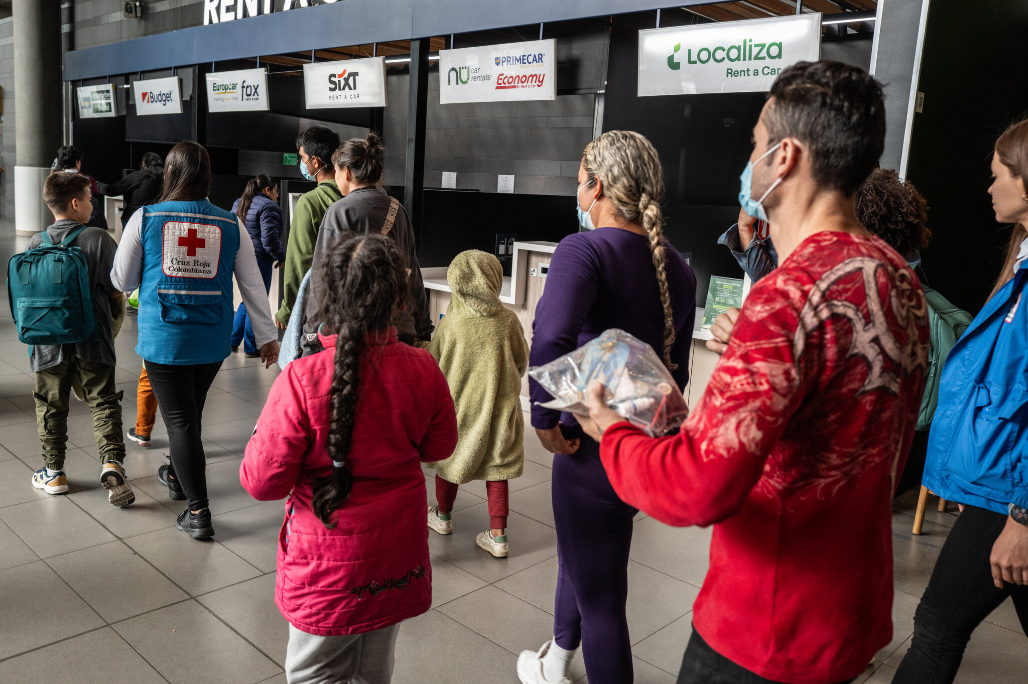 Las medidas de Trump contra Colombia crearon caos en aeropuertos de EE. UU.